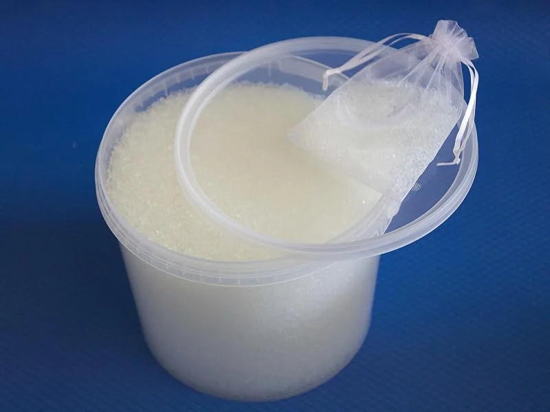 1 kg Silica Gel Weiß regenerierbar, Trockenmittel ohne Indikator, Silikagel mit 4 Säckchen — Luftbefeuchter